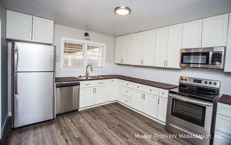 Close to Texas Tech | 3 Bedroom | 5510 43rd St. — Photo 2