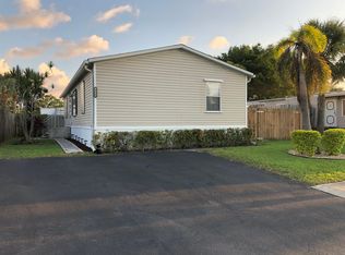 10406 Sandalfoot Blvd, Boca Raton, FL 33428