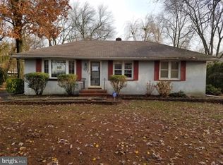 571 Buena Vista Ave, Maple Shade, NJ 08052