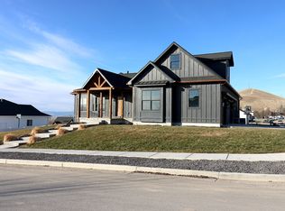 1087 E 160 N, Hyde Park, UT 84318