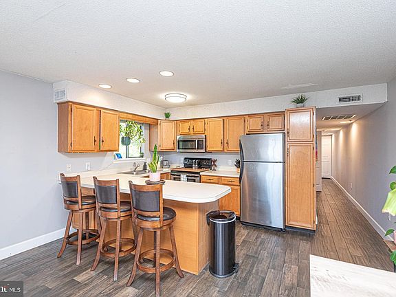 4th image of 14401A Tunnel Ave #361
