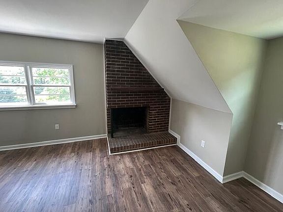 3rd image of 3730 Greenland Ave NW