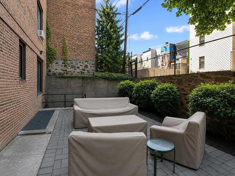 50 Glenwood Ave #410 — Photo 31