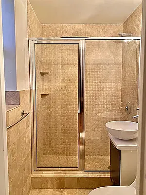 Rented by Apartment Luxe Realty Group, Inc | media 18