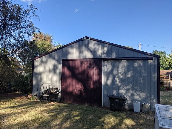 4th image of 200 Buffalo Ave