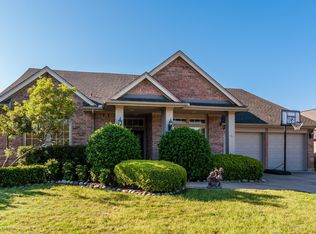 617 Newcastle Lane, Grand Prairie, TX 75052