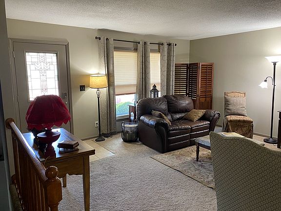 4th image of 1304 Cottage Lane Ave