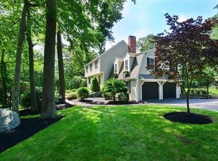 15 Surry Dr, Cohasset, MA 02025