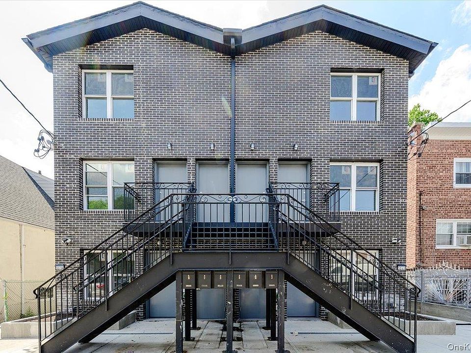 1st image of 3039 Young Avenue
