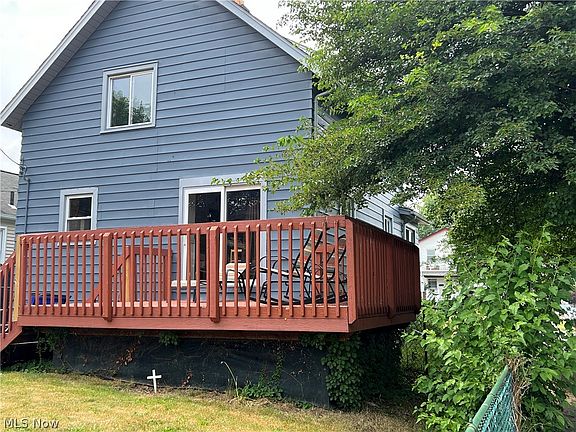 3rd image of 3255 W 141st St