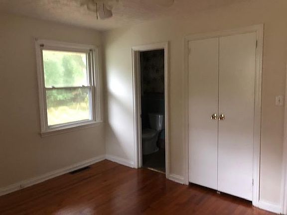 2nd image of 204 Brightwell Ct