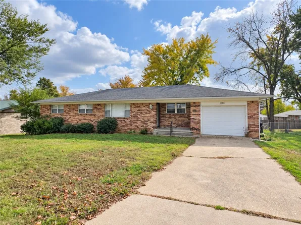 108 Nancy St, Harrison, AR 72601