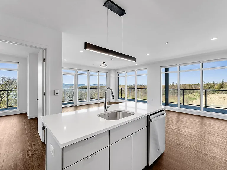 One25 — Photo 180