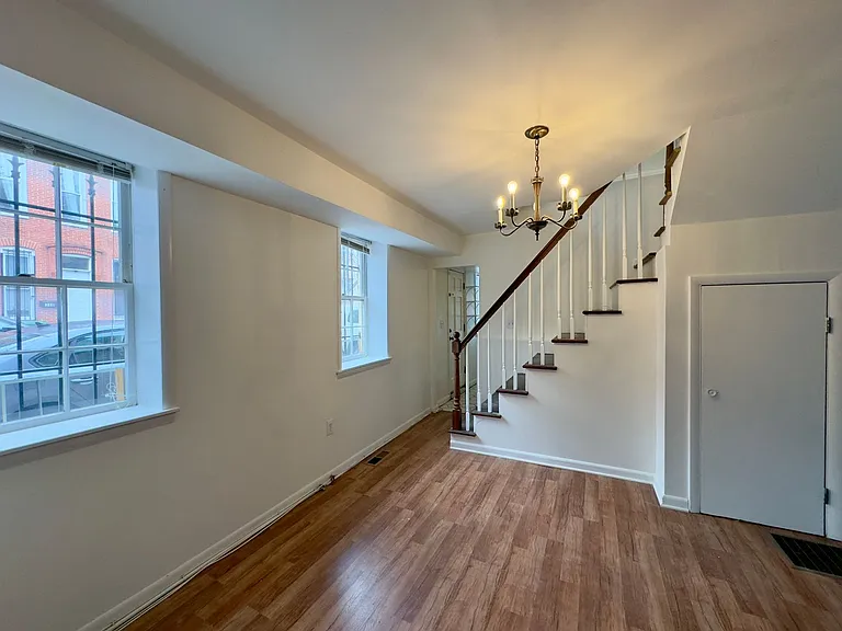 678 Melvin Dr — Photo 6