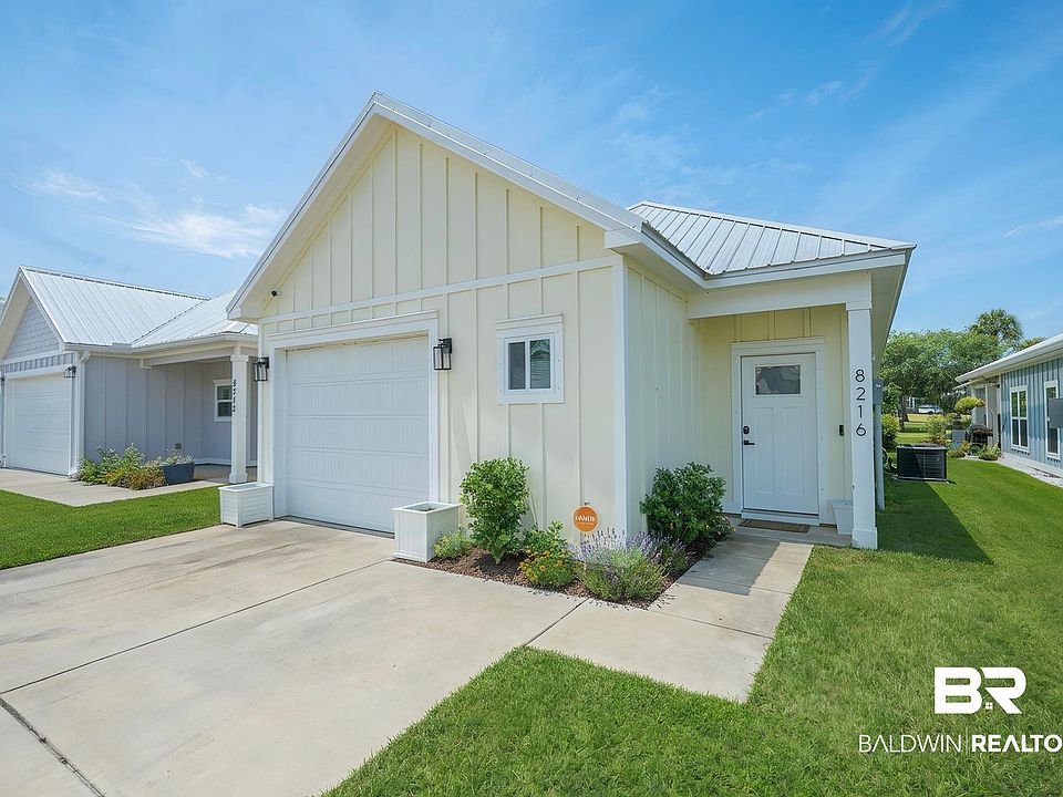 1st image of 8216 Carmel Cir