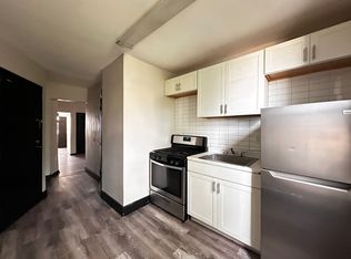 89 E 25th St #3E, Bayonne, NJ 07002