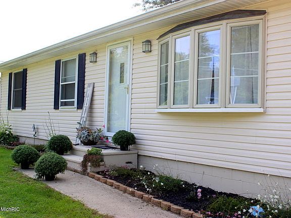 2nd image of 407 Austin Dr