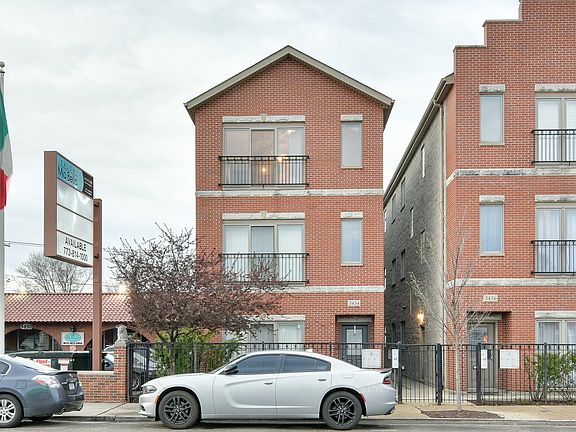 3rd image of 3434 N Harlem Ave #3