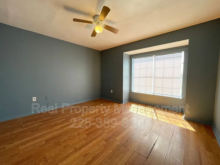 2246 Anne Marie Dr #C — Photo 5