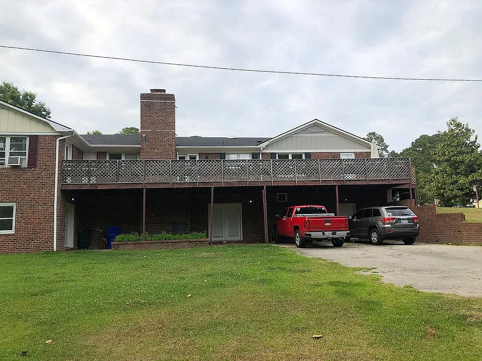 Deck, Parking & Garden Bed
