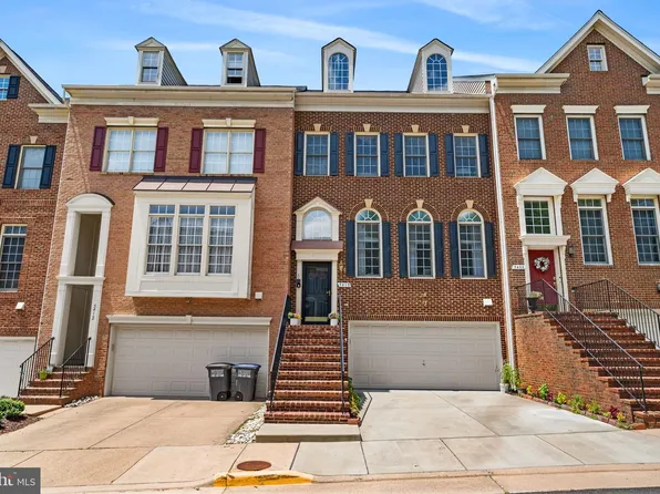 5410 Edsall Ridge Pl, Alexandria, VA 22312