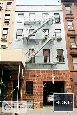 Rented by Bond New York | media 19