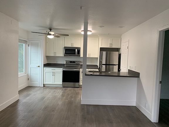 2nd image of 2501 Imola Ave W #694f0f4b5