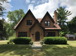 5767 S 110th St, Milwaukee, WI 53130