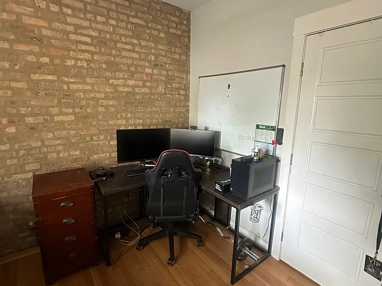 3018 W Belle Plaine Ave #1 — Photo 9