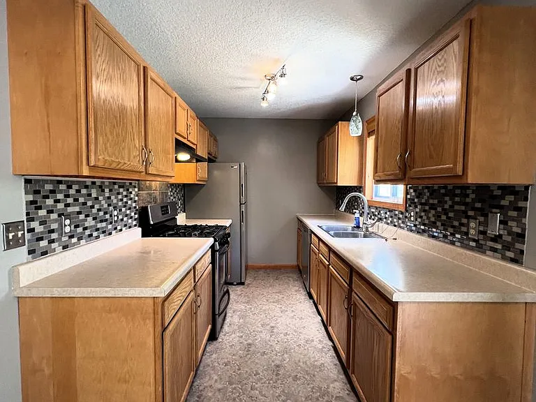 10279 Woodwind Dr — Photo 8