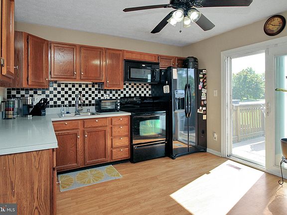 5th image of 925 Olive Branch Ct