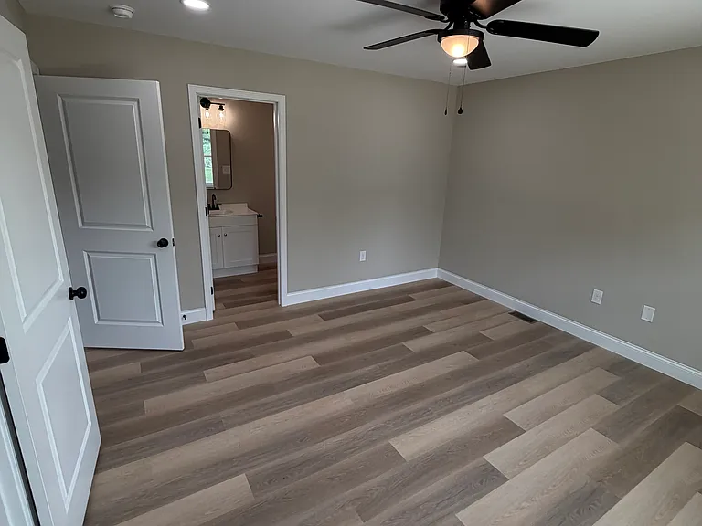 2224 Reese St — Photo 4