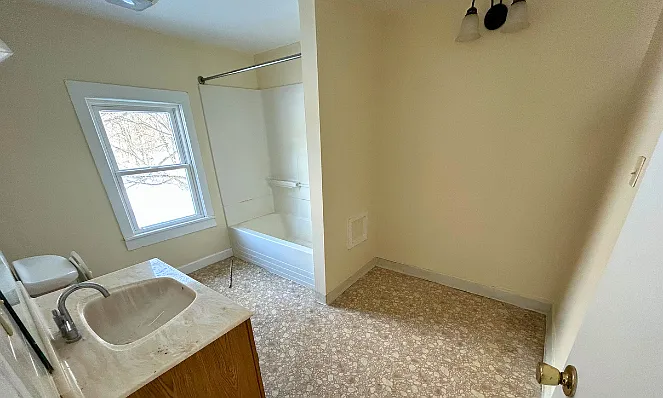 23 James St #A — Photo 7