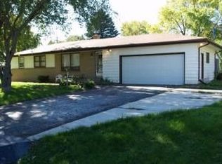 8327 N 61st St, Brown Deer, WI 53223
