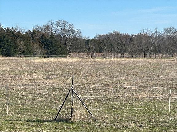 2nd image of 3275 County Road 26100