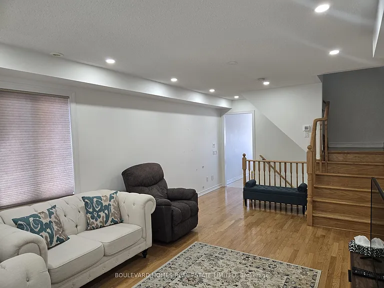 9918 McCowan Rd — Photo 13