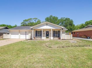 233 NE Amy St, Burleson, TX 76028