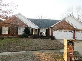 6724 Wynfield Terrace Dr, Saint Louis, MO 63129
