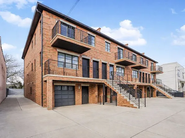 210 Bay 7 St #3D, Brooklyn, NY 11228