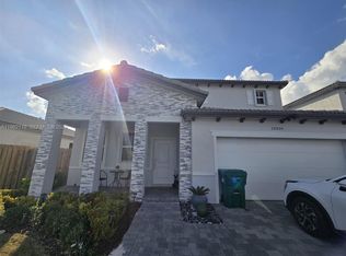 Cedar Point, Homestead, FL 33033