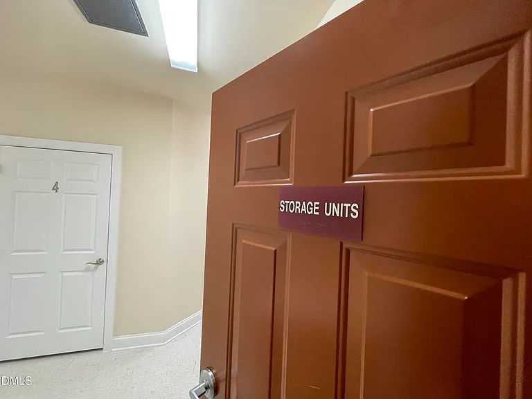 10411 Rosegate Ct #3 — Photo 50