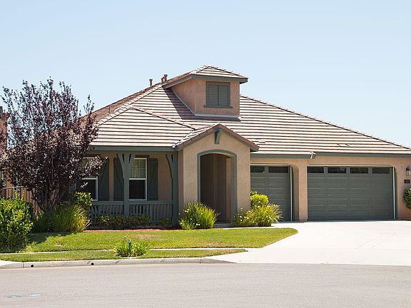 2nd image of 421 Kennedy Ct