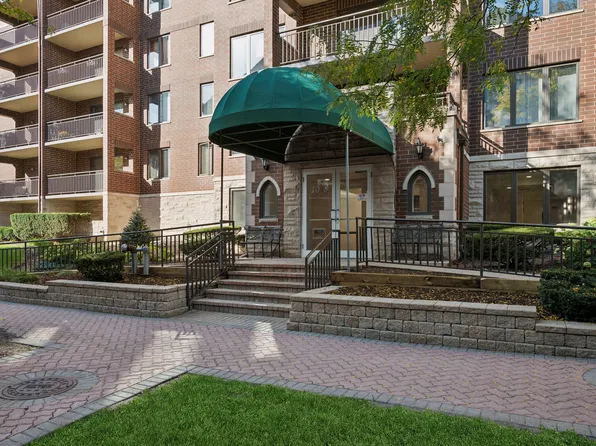 10 S Wille St APT 309, Mount Prospect, IL 60056