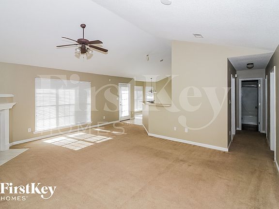 4th image of 2554 Plum Creek Dr