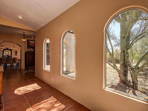 4th image of 4046 E Ashler Hills Dr