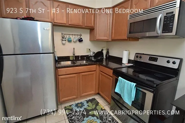 923 S 7th St — Photo 12