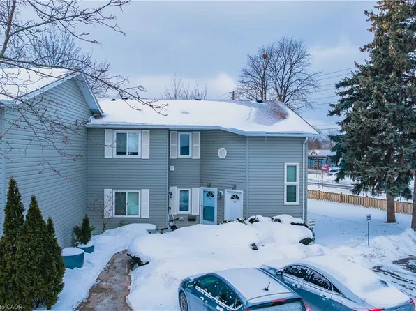 189 Dorchester Blvd #207, Saint Catharines, ON L2M 7V8