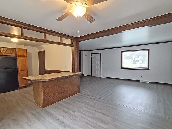 5th image of 3974 S Schenley Ave