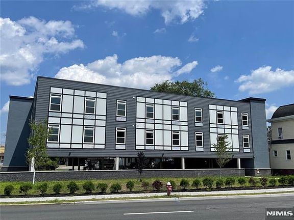 2nd image of 116 Essex St #202