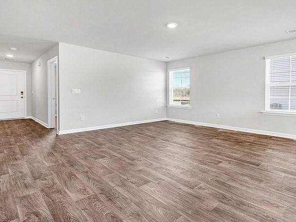 2nd image of 108 Hale Rd